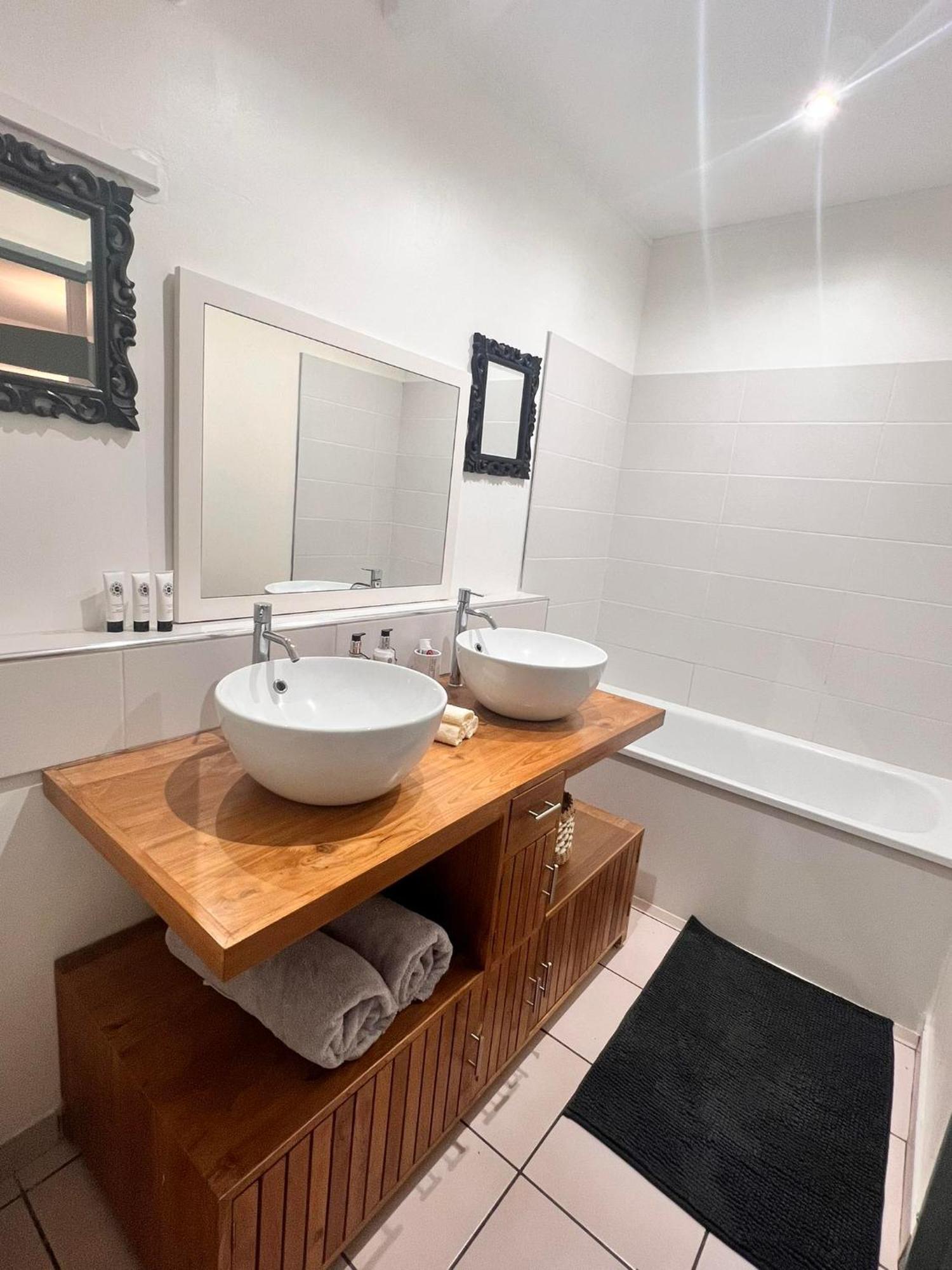 Apartmán Duplex Ophelie Saint-Denis Exteriér fotografie